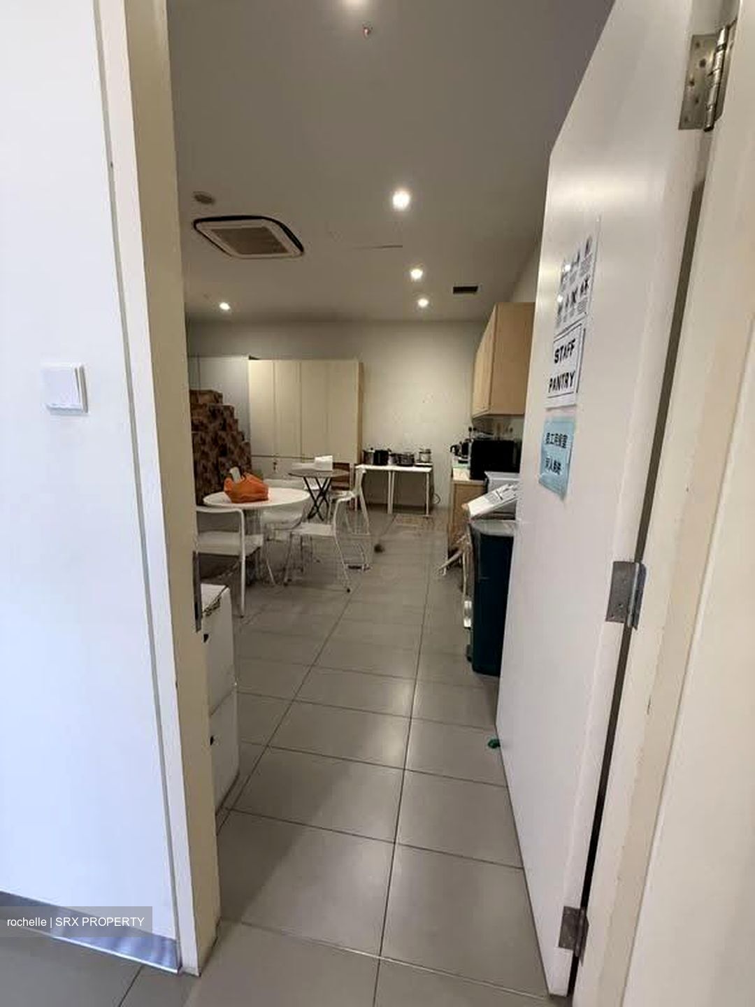 Tan Chong Motor Centre (D21), Office #632375621